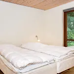 4 Star Holiday Home In Aabenraa بيت للعطل